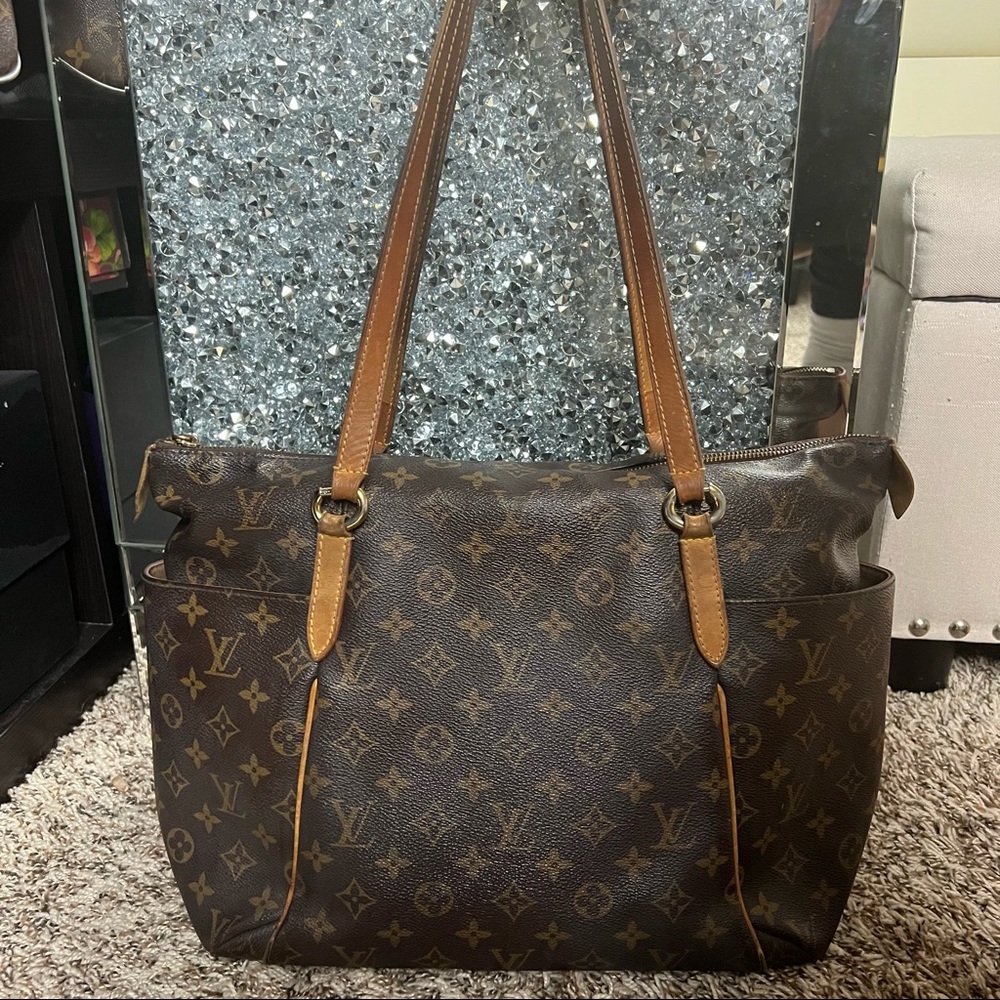 Louis Vuitton Monogram Brown Tote